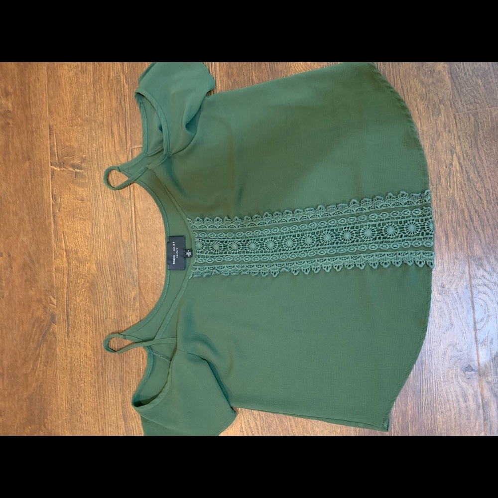 cropped off the shoulder shirt